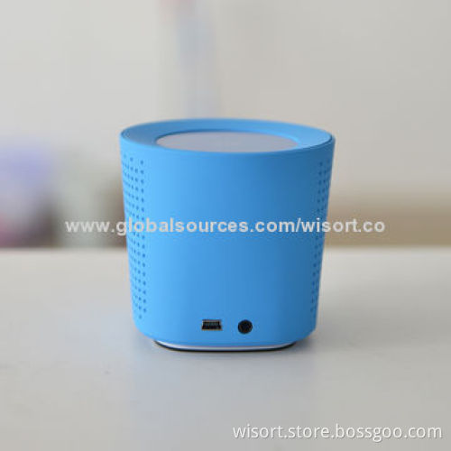 Super Bass Portable Waterproof Bluetooth Mini Speaker, Compatible with All Bluetooth Devices